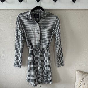 Abercrombie & Fitch Gray and White Striped Button Shirt/Dress